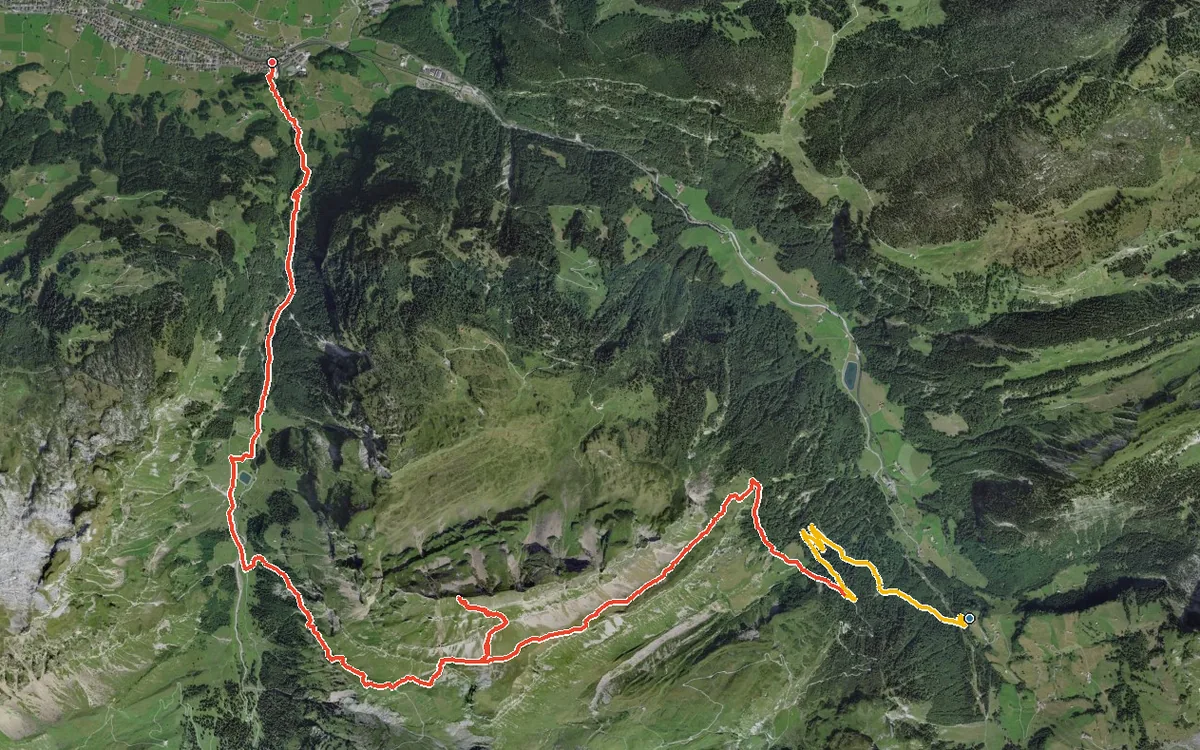 Luftbild mit eingezeichneter Route: Von Schwarzenbach auf den Wasserbergfirst und nach Muotathal