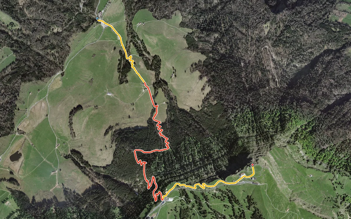 Vista aerea con il percorso tracciato: Dalla Seebodenalp in salita al Rigi Kulm