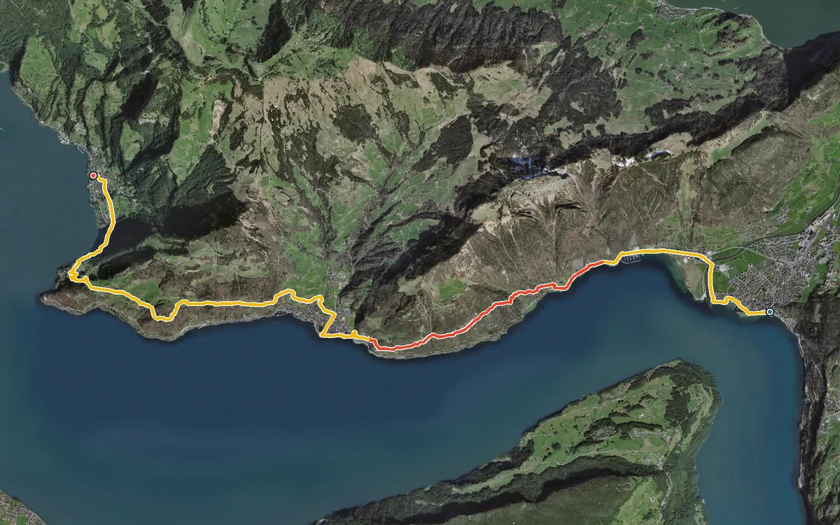 Vista aerea con il percorso tracciato: Da Brunnen a Vitznau per Gersau