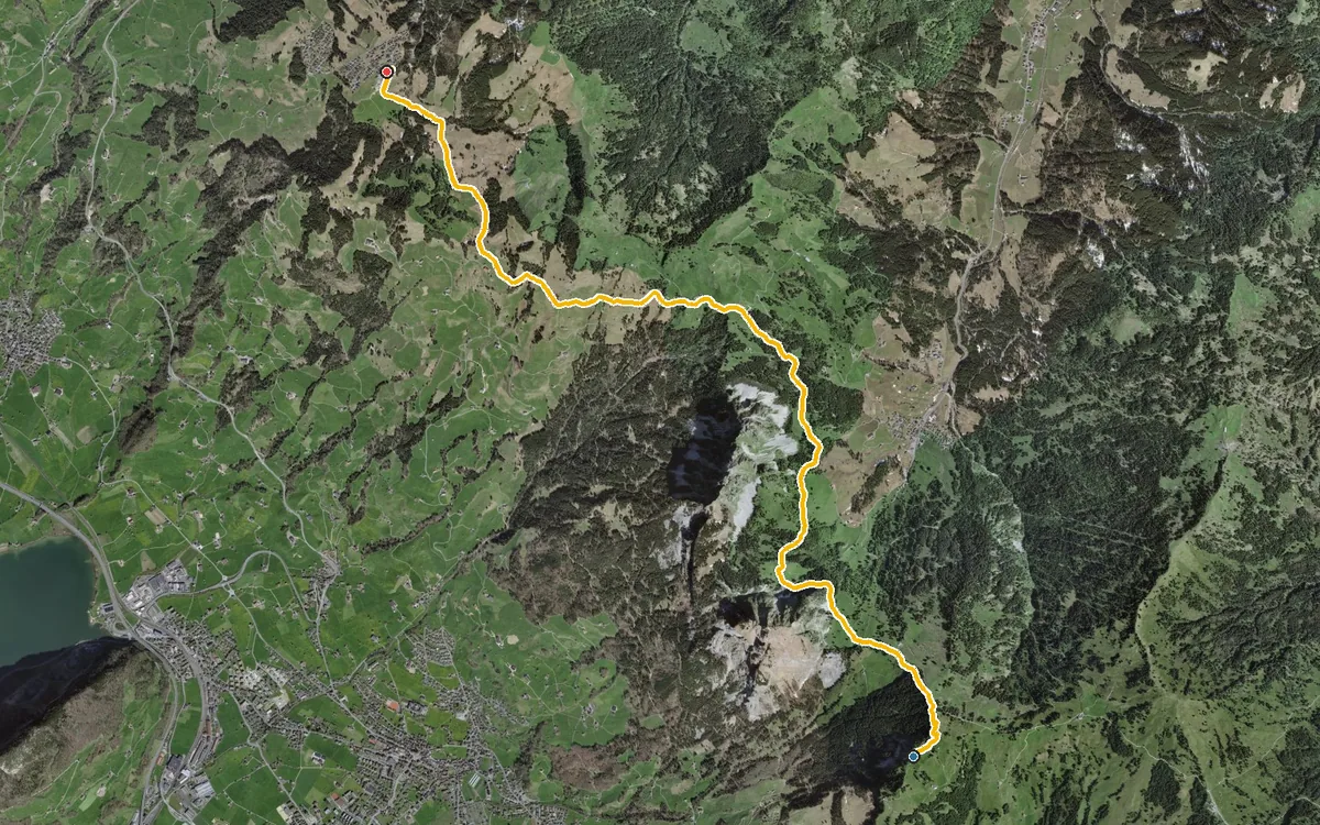 Vista aerea con il percorso tracciato: Dalla Rotenflue al Mostelberg per la Haggenegg