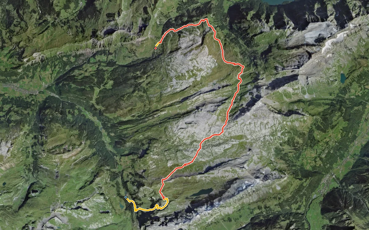 Luftbild mit eingezeichneter Route: Vom Saliboden über das Pfaffenkreuz zum Pragelpass