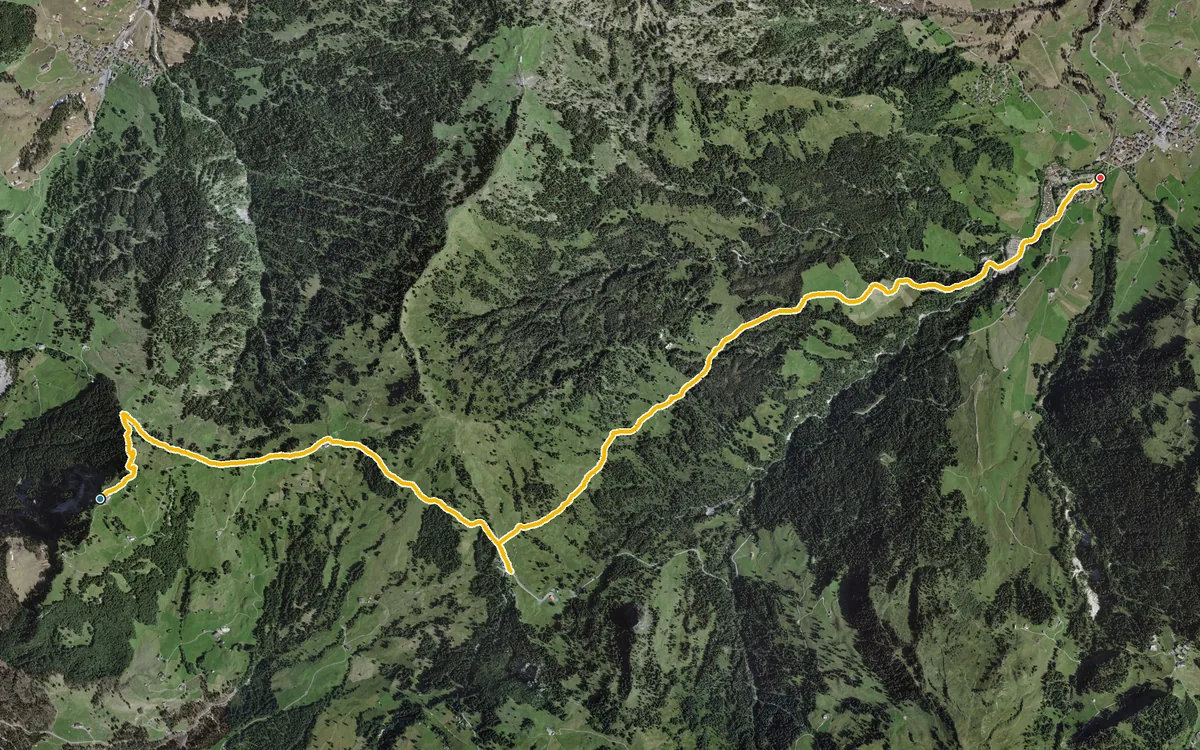 Vista aerea con il percorso tracciato: Dalla Rotenflue a Oberiberg per l’Ibergeregg