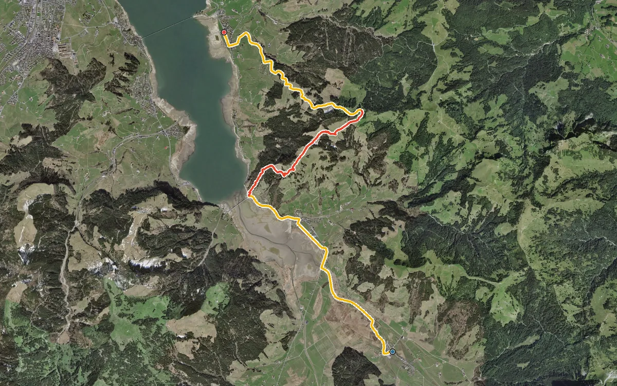 Vista aerea con il percorso tracciato: Da Studen (Ybrig) a Willerzell, sul lago di Sihl