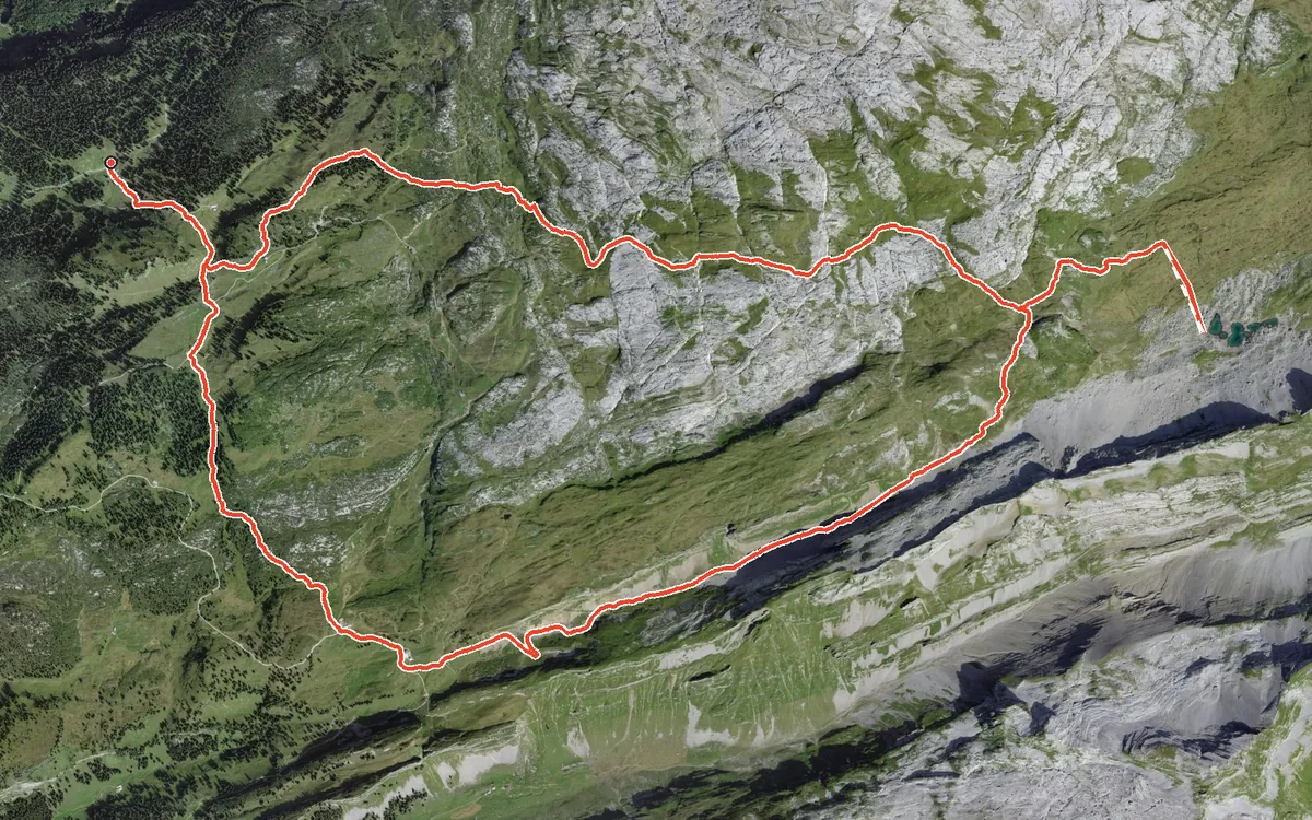 Vista aerea con il percorso tracciato: Anello in quota al Roggenloch, sulla strada del Pragel
