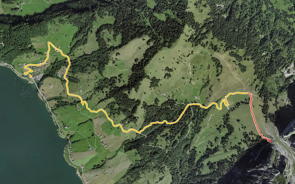 Vista aerea con il percorso tracciato: Da Innerthal in salita alla Bockmattlihütte